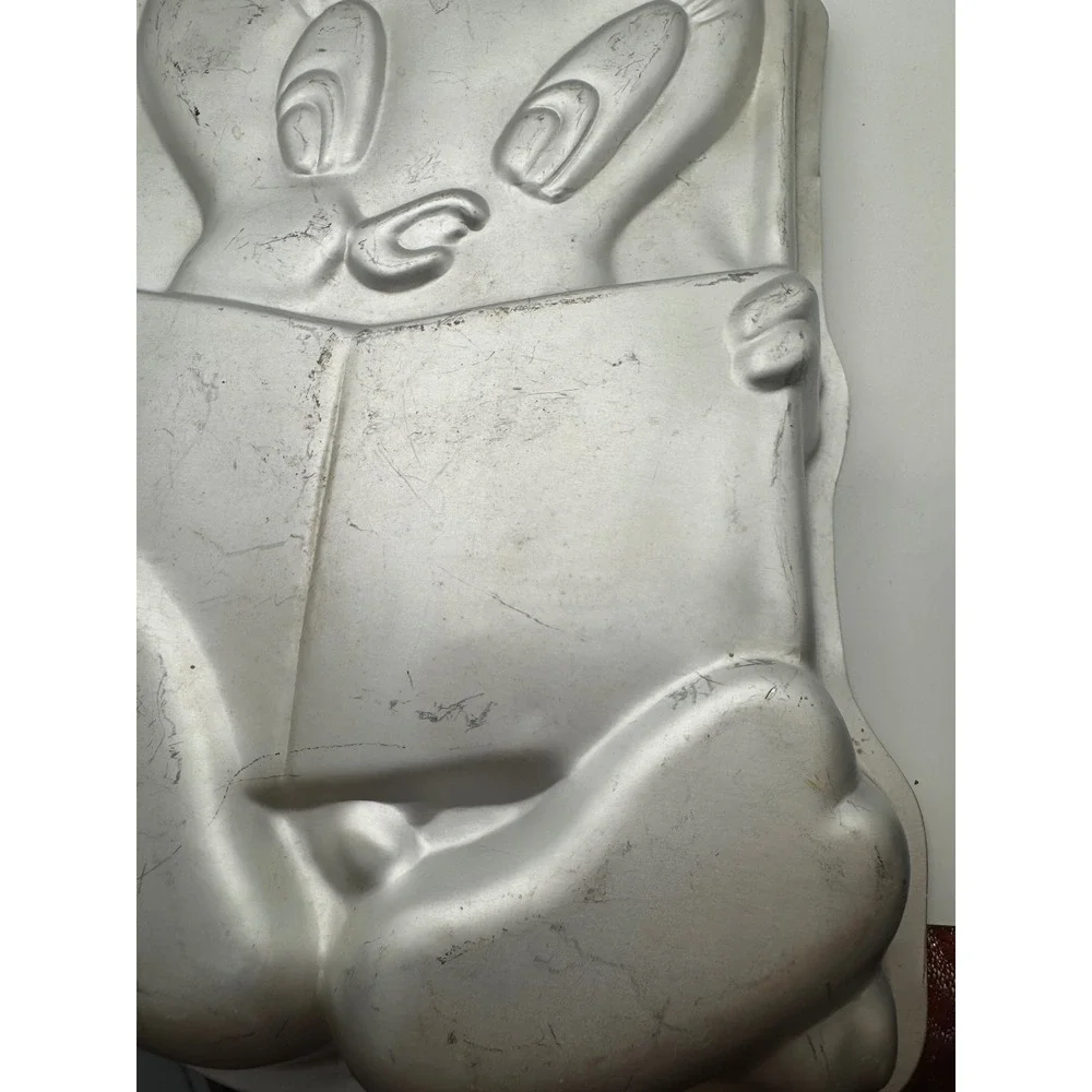 Vintage 1978 Tweety Bird Cake‎ Pan Warner Bros Aluminum Baking Mold